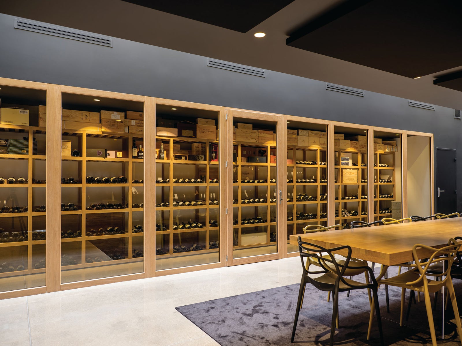 Duct Ducted Lifestyle image Winery Wine display (jpg)